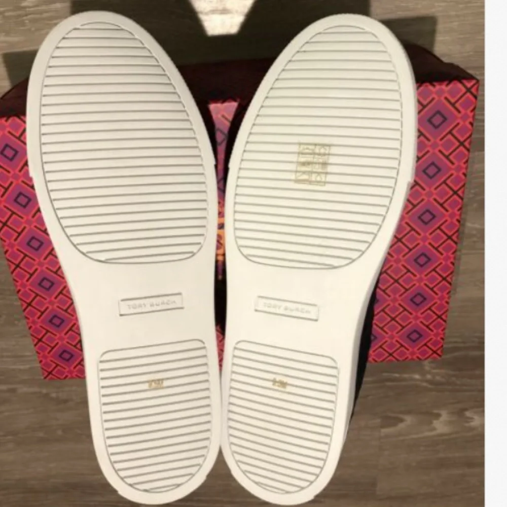 Tory Burch Navy Blue quilted lace up sneakers NIB